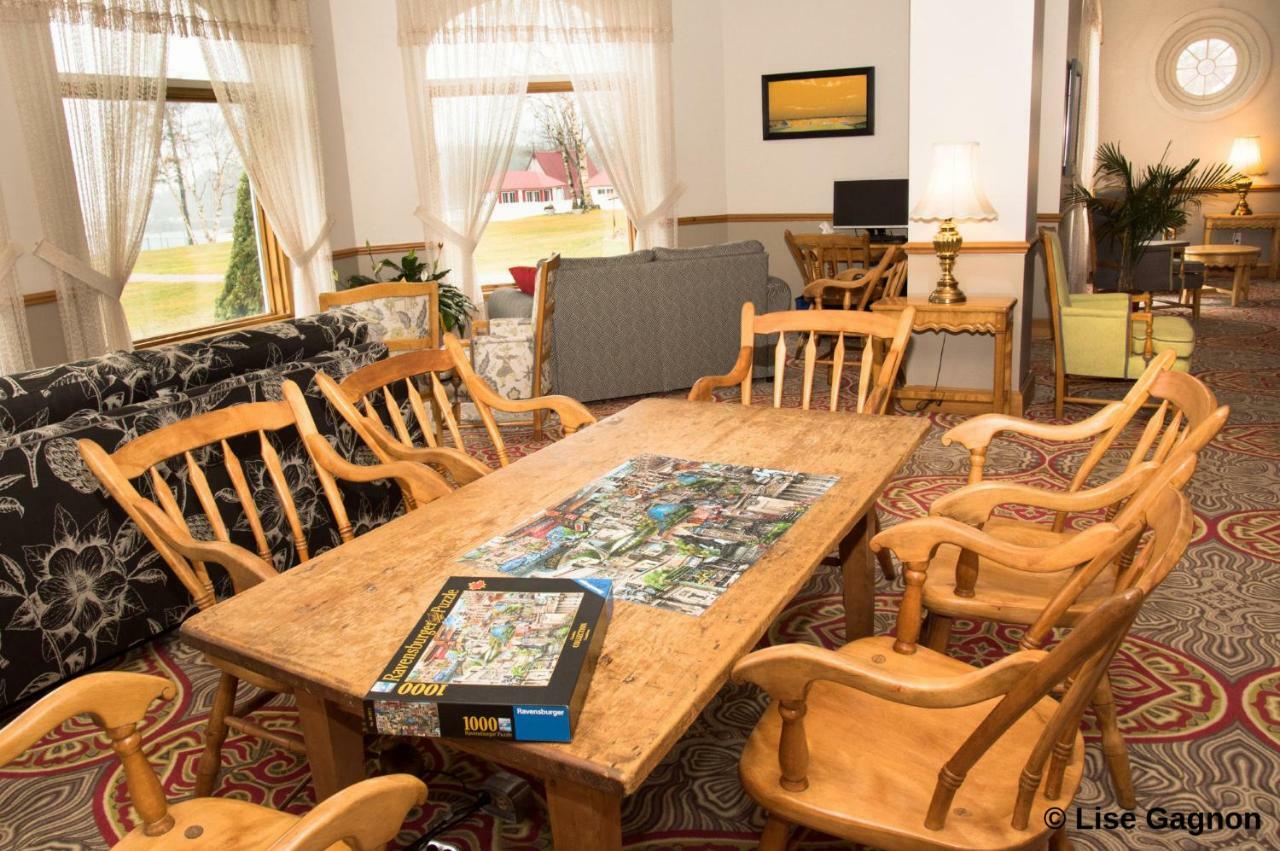 Hotel Tadoussac Ngoại thất bức ảnh